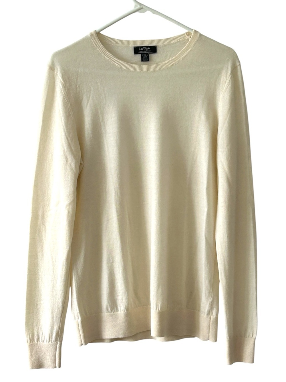 Lord & Taylor Cream Extra Fine Merino Wool Lightweight Sweater Size L